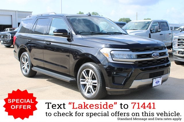 2024 Ford Expedition XLT in Black Metallic — front three-quarter view